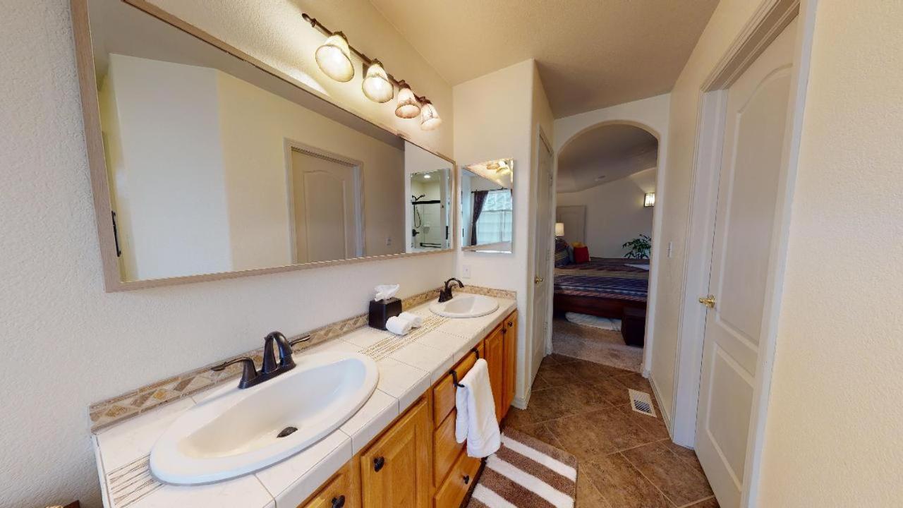 120 Winding Meadow By Vacation Rentals For You Monument 外观 照片