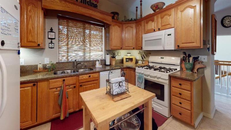 120 Winding Meadow By Vacation Rentals For You Monument 外观 照片